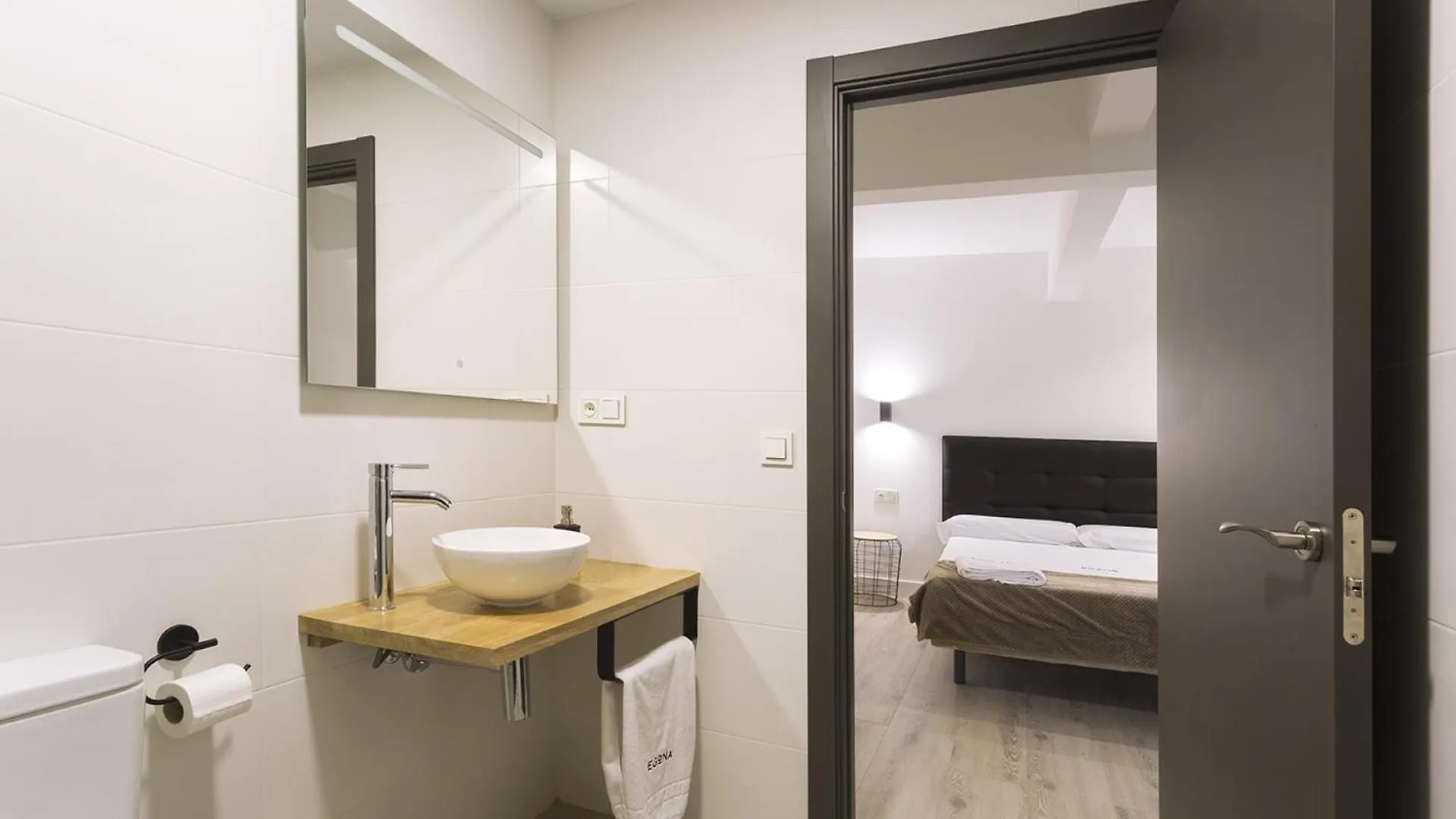 Egona -Apartamentos Itxaropena Zarautz 0*,  España
