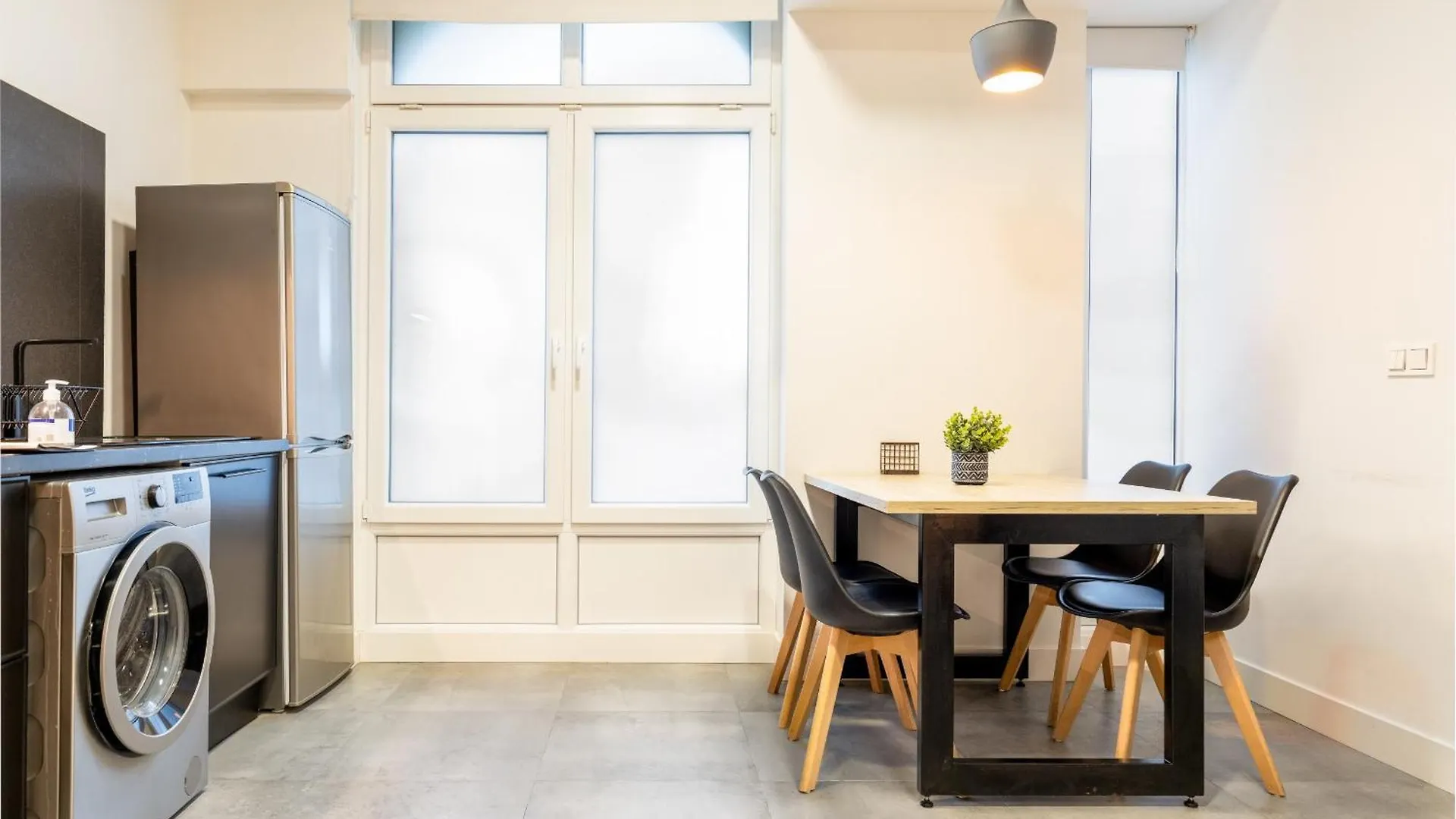 Egona -Apartamentos Itxaropena Zarauz